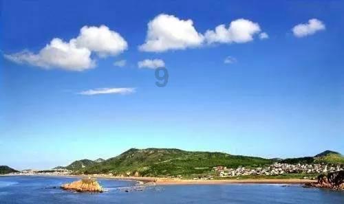 画图恰似归家梦，千里河山寸许长上下两句是什么，出自游戏画面
